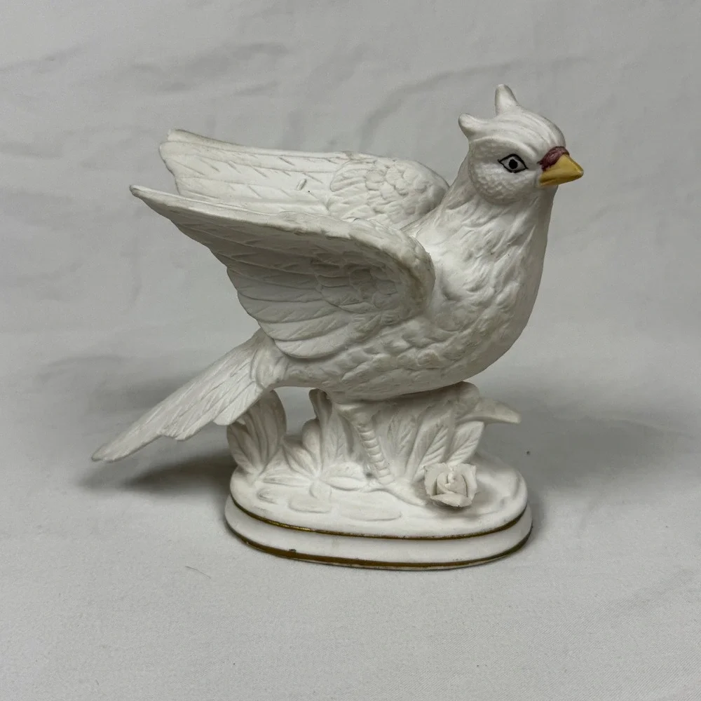Vintage Enesco Bisque Porcelain White Bird Figurines Pair Doves Pigeons Japan